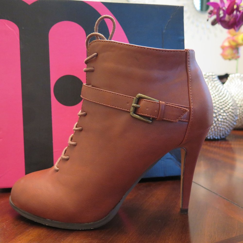NWT - Michael Antonio Lucy Boots